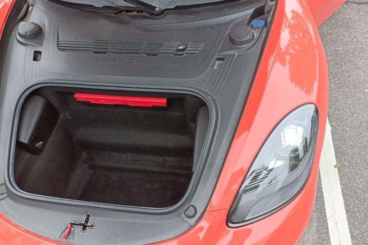 Used Porsche 718 2018 Cayman 2.0T Engine Bay Left