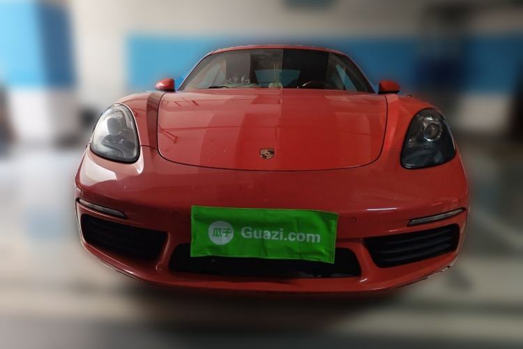 Used Porsche 718 2018 Cayman 2.0T Front