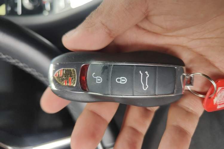 Used Porsche 718 2018 Boxster 2.0T Vehicle Key