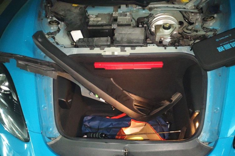Used Porsche 718 2018 Boxster 2.0T Engine Bay