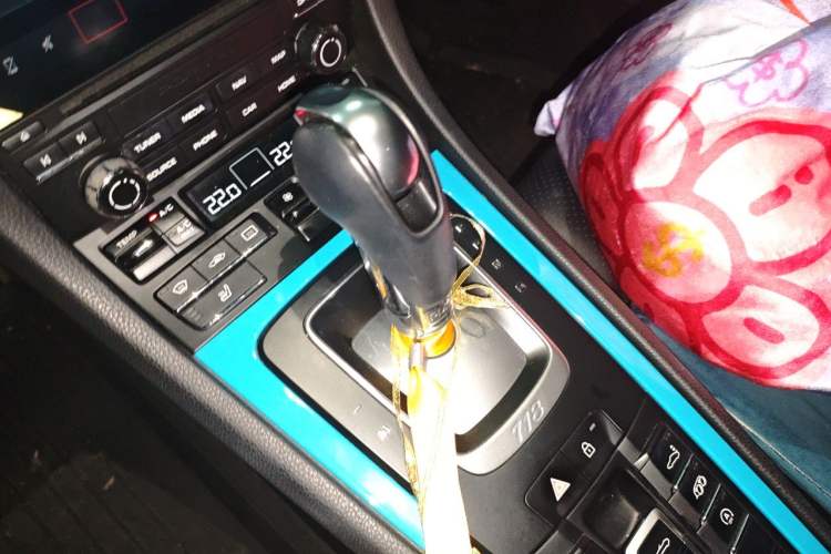 Used Porsche 718 2018 Boxster 2.0T Gear Lever