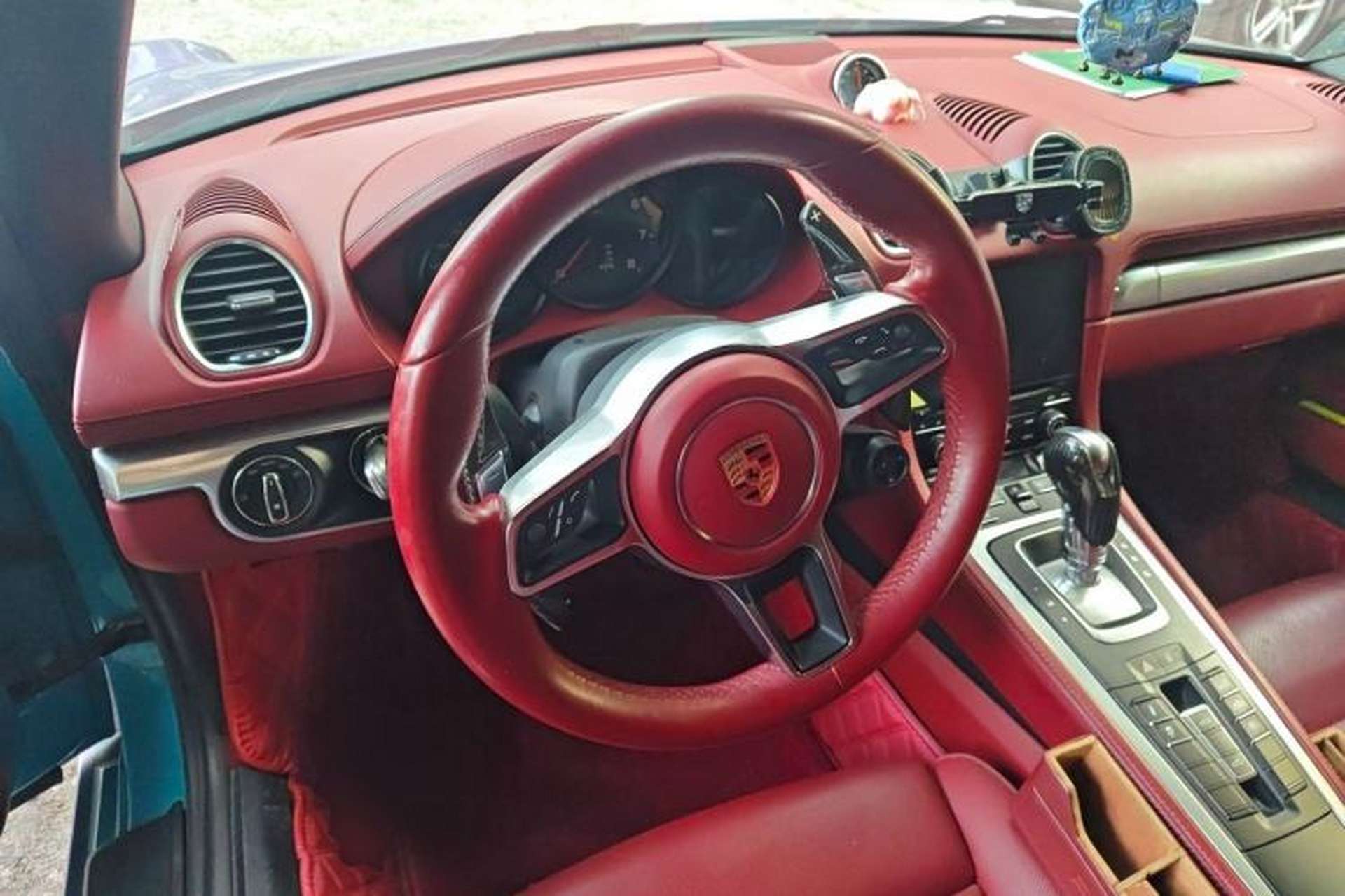 Used Porsche 718 2018 Boxster 2.0T Steering Wheel