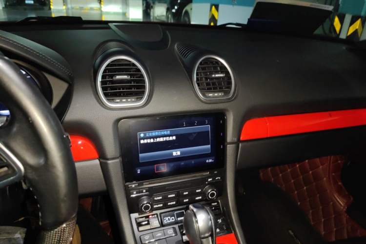 Used Porsche 718 2018 Boxster 2.0T Audio And AC Panel