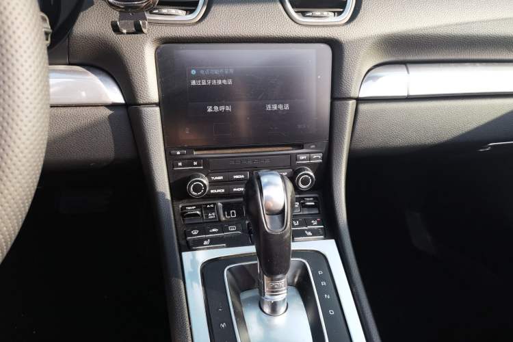 Used Porsche 718 2018 Boxster 2.0T Audio And AC Panel