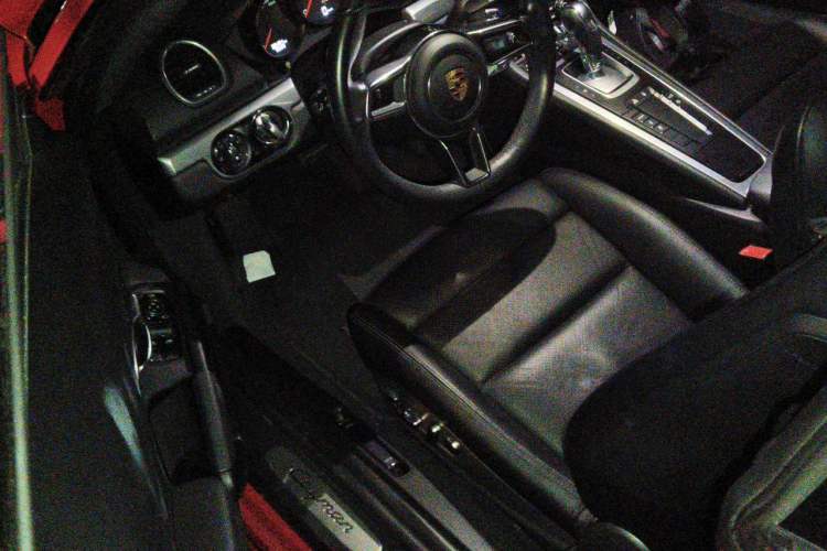 Used Porsche 718 2018 Cayman 2.0T Driver Seat