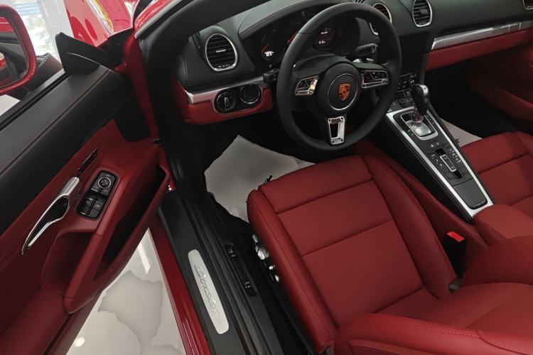 Used Porsche 718 2018 Boxster 2.0T Driver Seat