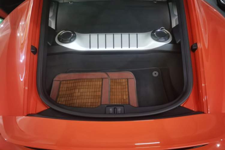 Used Porsche 718 2018 Cayman 2.0T Engine Bay