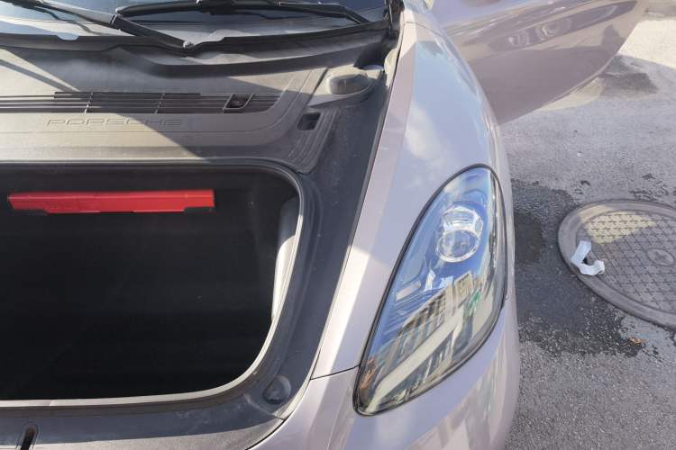 Used Porsche 718 2018 Boxster 2.0T Engine Bay Left
