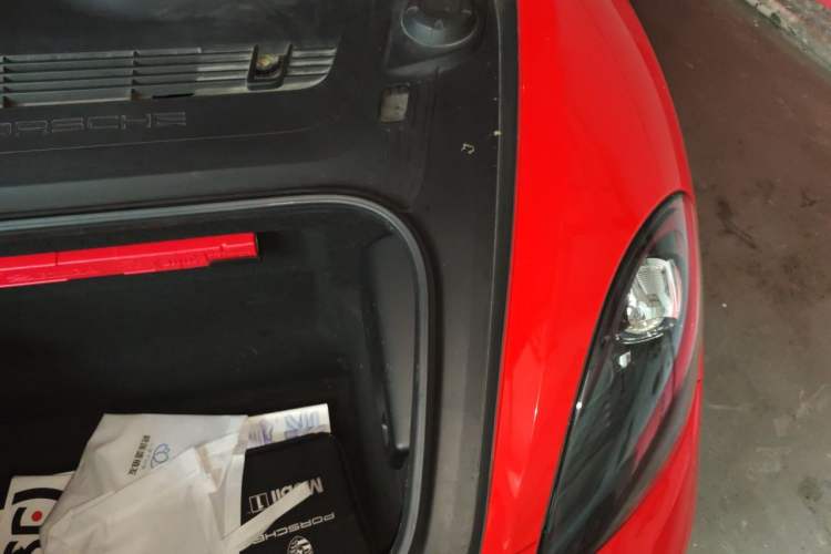 Used Porsche 718 2018 Cayman 2.0T Engine Bay Left