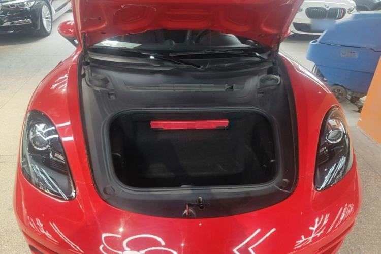 Used Porsche 718 2018 Boxster 2.0T Engine Bay