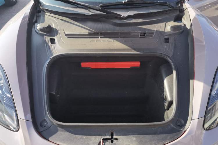 Used Porsche 718 2018 Boxster 2.0T Engine Bay