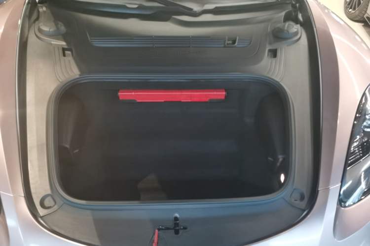 Used Porsche 718 2018 Boxster 2.0T Engine Bay