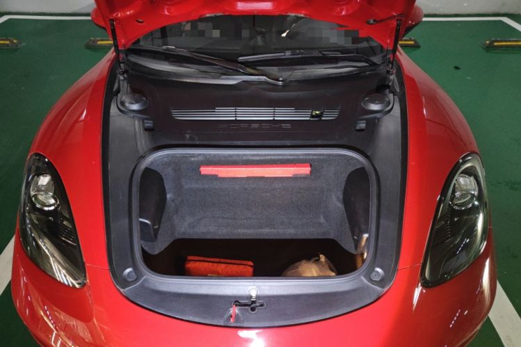 Used Porsche 718 2018 Boxster 2.0T Engine Bay