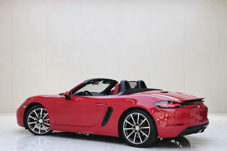 Used Porsche 718 2018 Boxster 2.0T Exterior 2