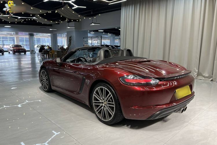 Used Porsche 718 2018 Boxster 2.0T Exterior 2