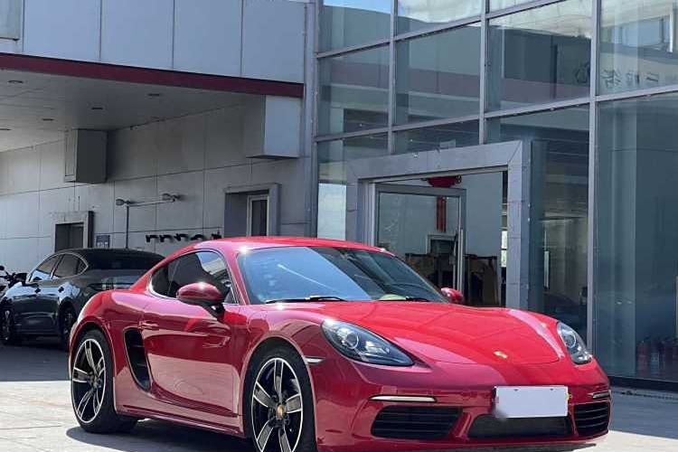 Used Porsche 718 2018 Cayman 2.0T Exterior 3