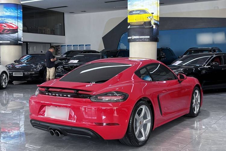 Used Porsche 718 2018 Cayman 2.0T Exterior 5