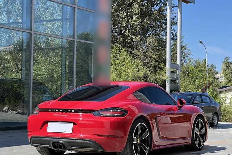 Used Porsche 718 2018 Cayman 2.0T Exterior 5