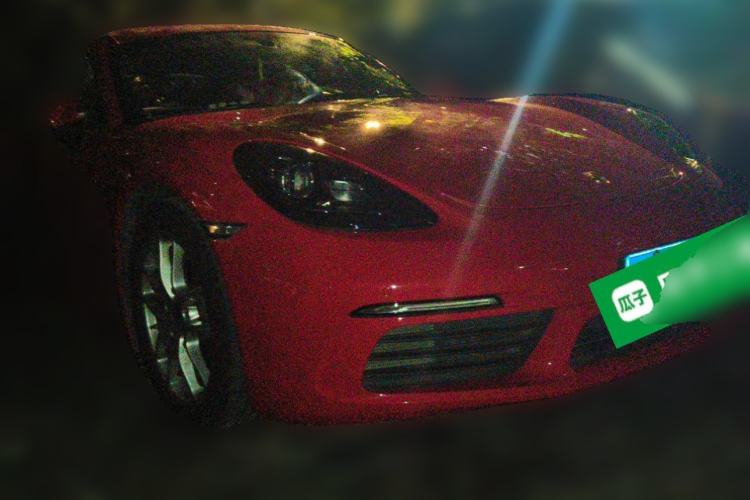 Used Porsche 718 2018 Cayman 2.0T Front Right 45 Deg