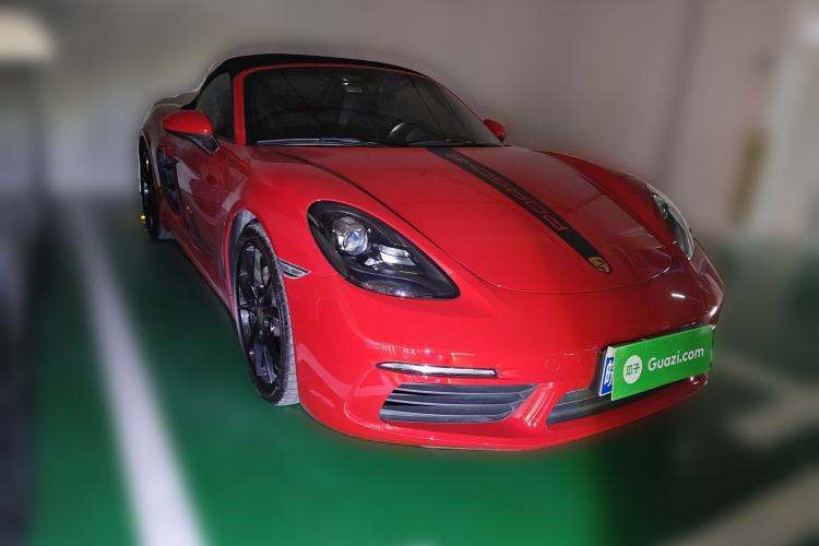 Used Porsche 718 2018 Boxster 2.0T Front Right 45 Deg