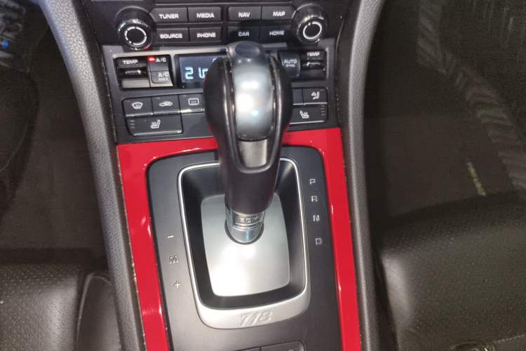 Used Porsche 718 2018 Cayman 2.0T Gear Lever