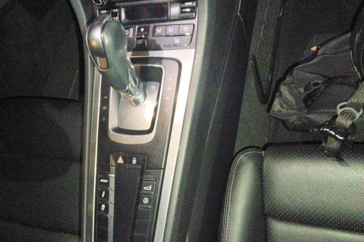 Used Porsche 718 2018 Cayman 2.0T Gear Lever