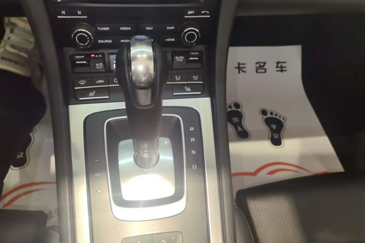 Used Porsche 718 2018 Boxster 2.0T Gear Lever
