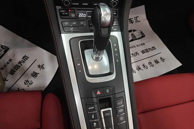 Used Porsche 718 2018 Boxster 2.0T Gear Lever