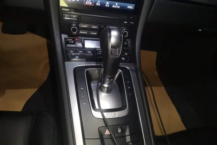 Used Porsche 718 2018 Cayman 2.0T Gear Lever