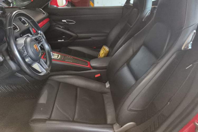 Used Porsche 718 2018 Cayman 2.0T Left Front Seat