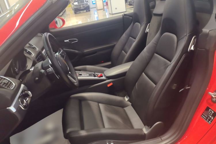 Used Porsche 718 2018 Boxster 2.0T Left Front Seat