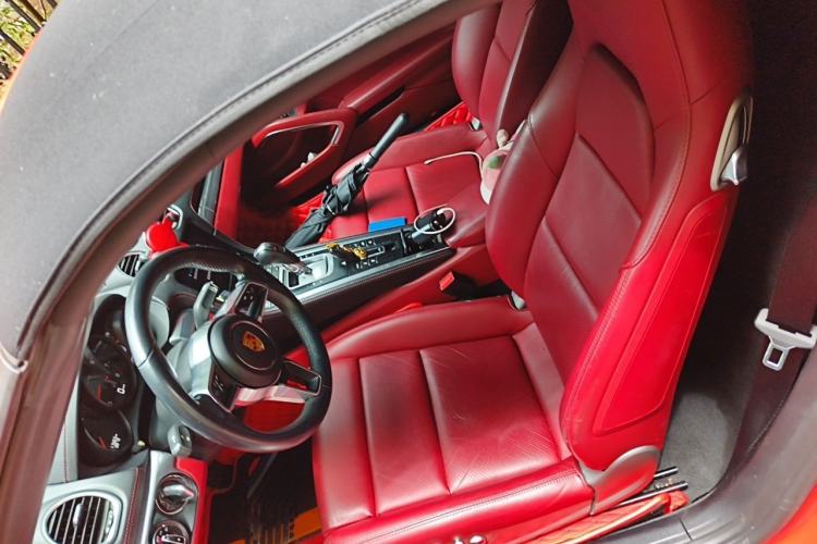 Used Porsche 718 2018 Boxster 2.0T Left Front Seat