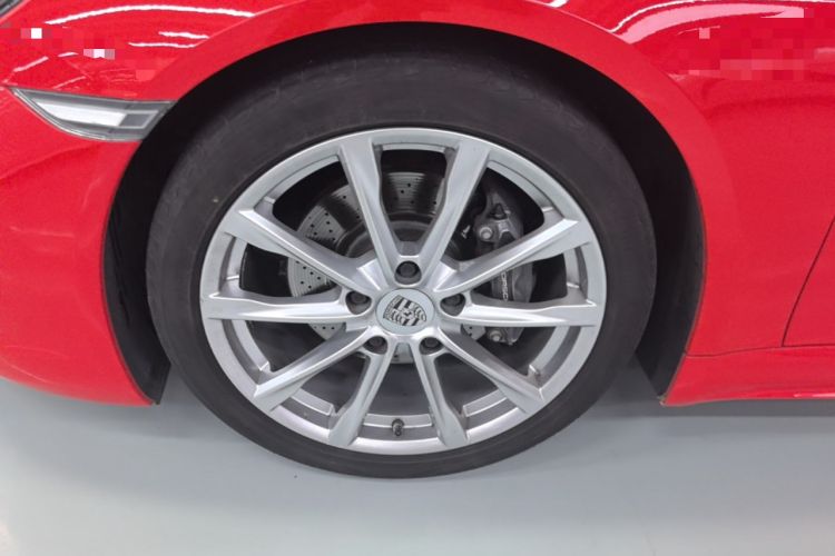 Used Porsche 718 2018 Boxster 2.0T Left Front Wheel Hub