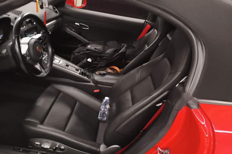 Used Porsche 718 2018 Boxster 2.0T Left Rear Seat