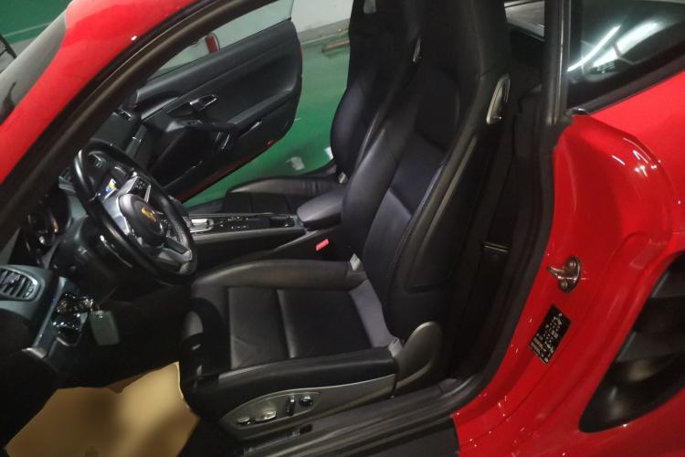 Used Porsche 718 2018 Cayman 2.0T Left Rear Seat