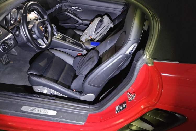 Used Porsche 718 2018 Boxster 2.0T Left Rear Seat