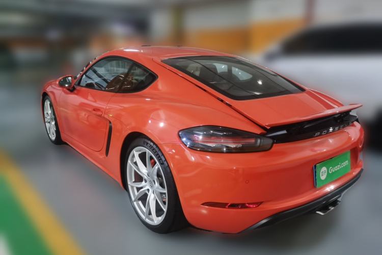 Used Porsche 718 2018 Cayman 2.0T Rear Left 45 Deg