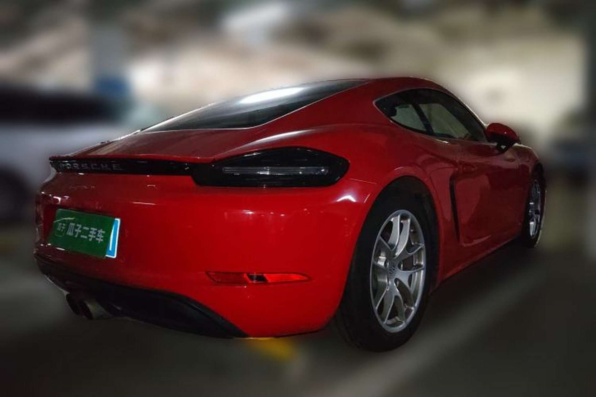 Used Porsche 718 2018 Cayman 2.0T Rear Right 45 Deg