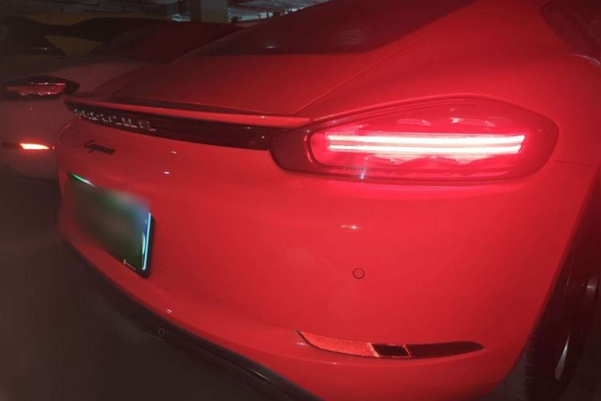 Used Porsche 718 2018 Cayman 2.0T Rear Right 45 Deg