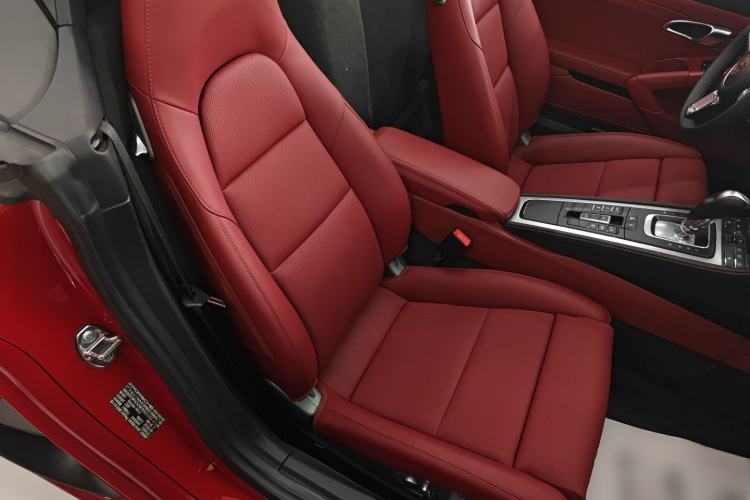 Used Porsche 718 2018 Boxster 2.0T Right Front Seat