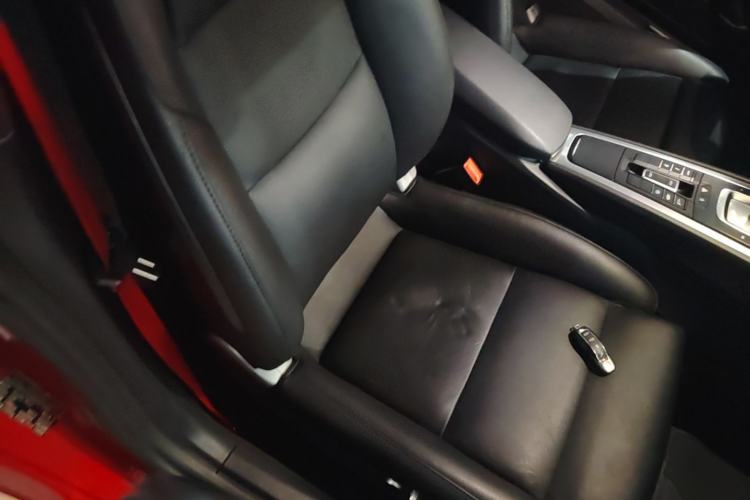 Used Porsche 718 2018 Boxster 2.0T Right Front Seat
