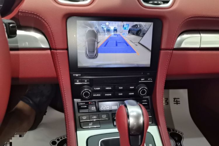 Used Porsche 718 2018 Cayman 2.0T Audio And AC Panel