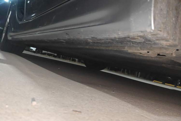 Used Porsche 718 2018 Cayman 2.0T Chassis Front Right