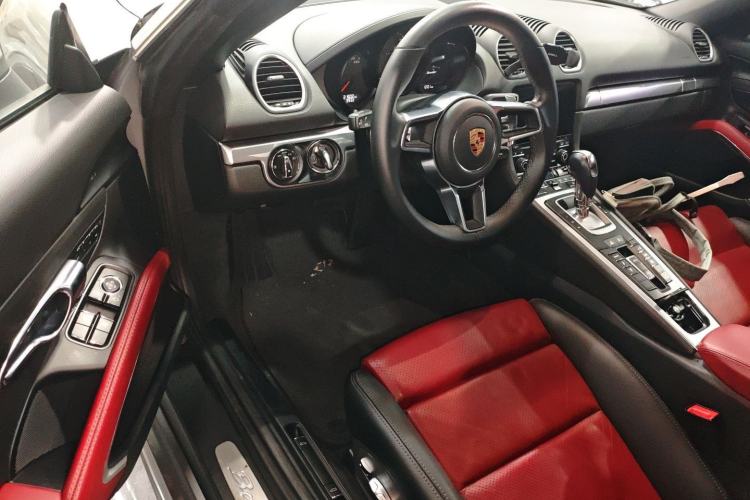 Used Porsche 718 2018 Boxster 2.0T Driver Seat