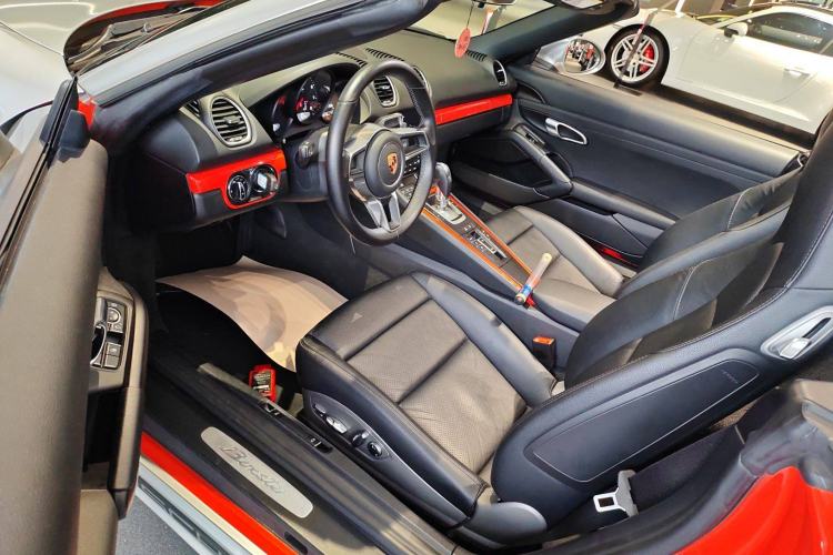 Used Porsche 718 2018 Boxster 2.0T Driver Seat