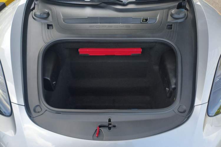 Used Porsche 718 2018 Cayman 2.0T Engine Bay