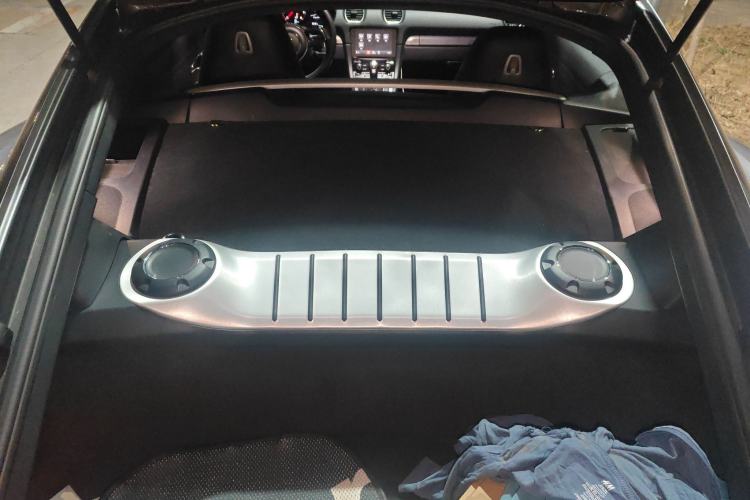 Used Porsche 718 2018 Cayman 2.0T Engine Bay
