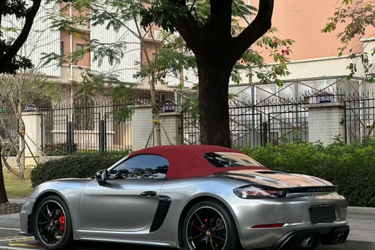 Used Porsche 718 2018 Boxster 2.0T Exterior 4