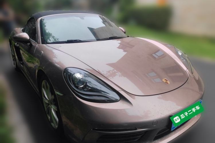 Used Porsche 718 2018 Boxster 2.0T Front Right 45 Deg