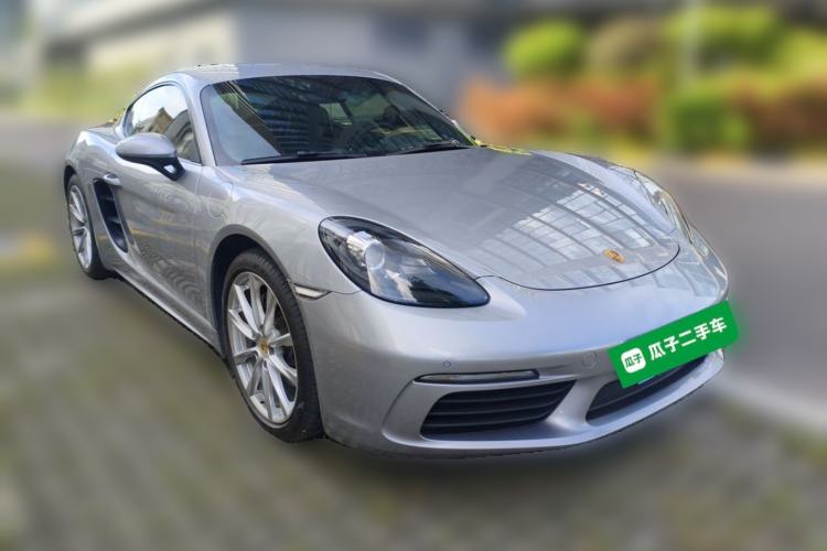 Used Porsche 718 2018 Cayman 2.0T Front Right 45 Deg